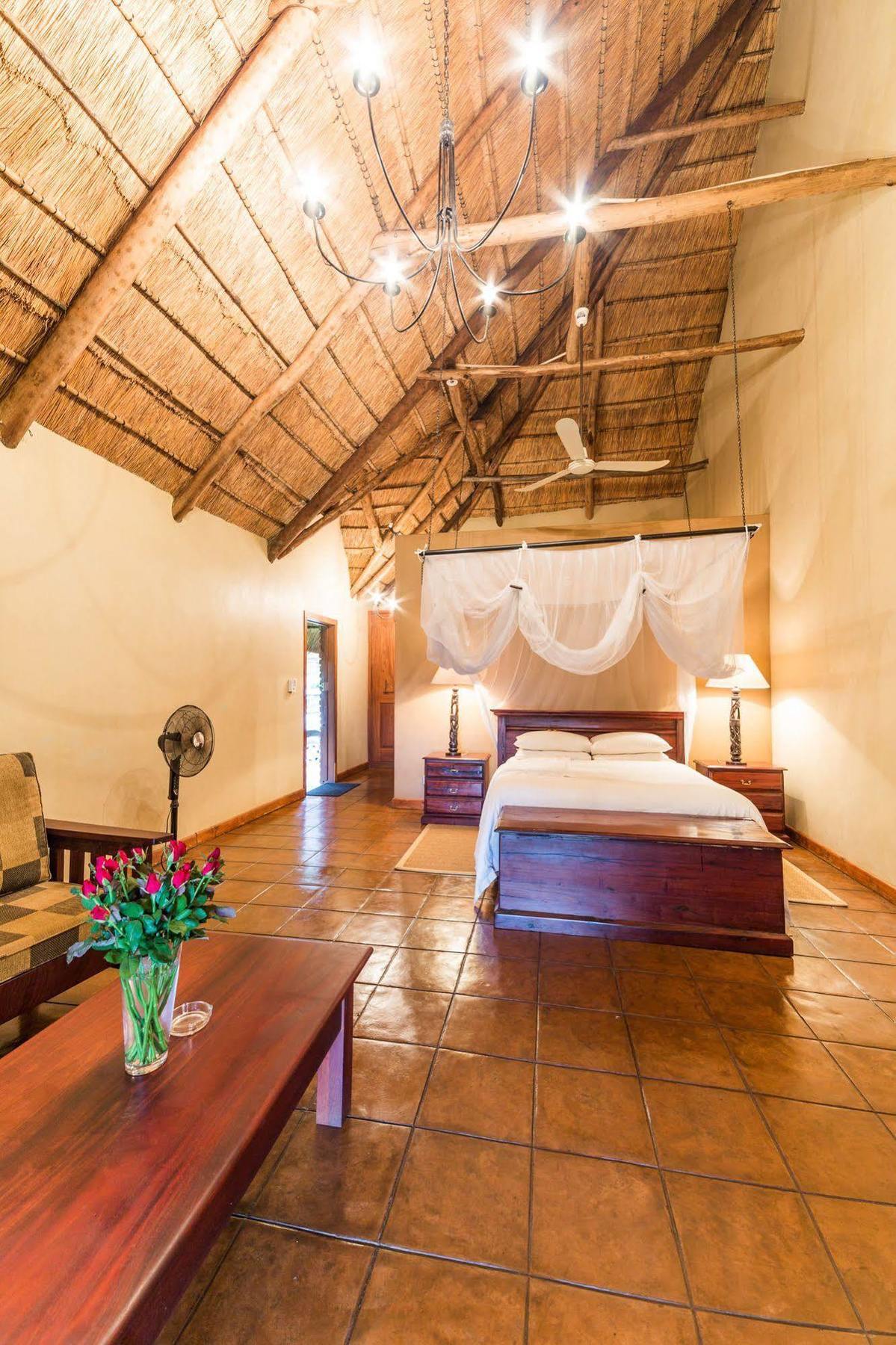 Kumbali Country Lodge Lilongwe Buitenkant foto